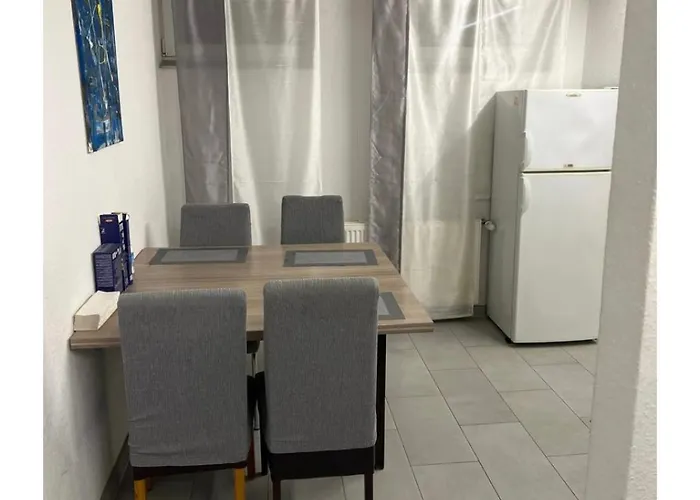 Hocken Strasse 11 Apartment