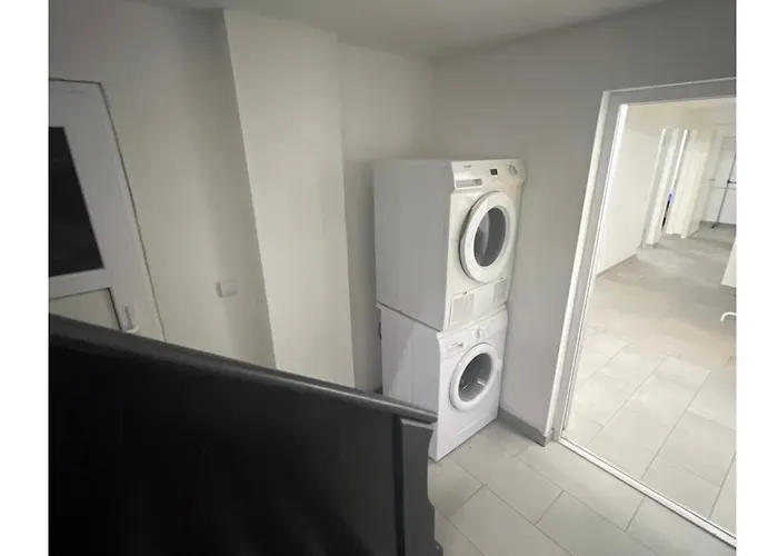 Hocken Strasse 11 * Bremen